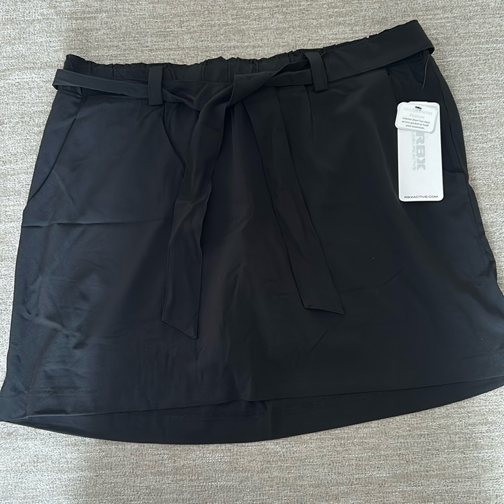 RBX Black Skort Size XL. NWT.